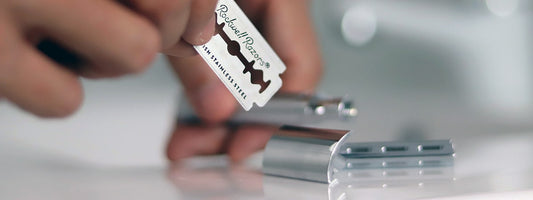 How to Safely Replace Safety Razor Blades